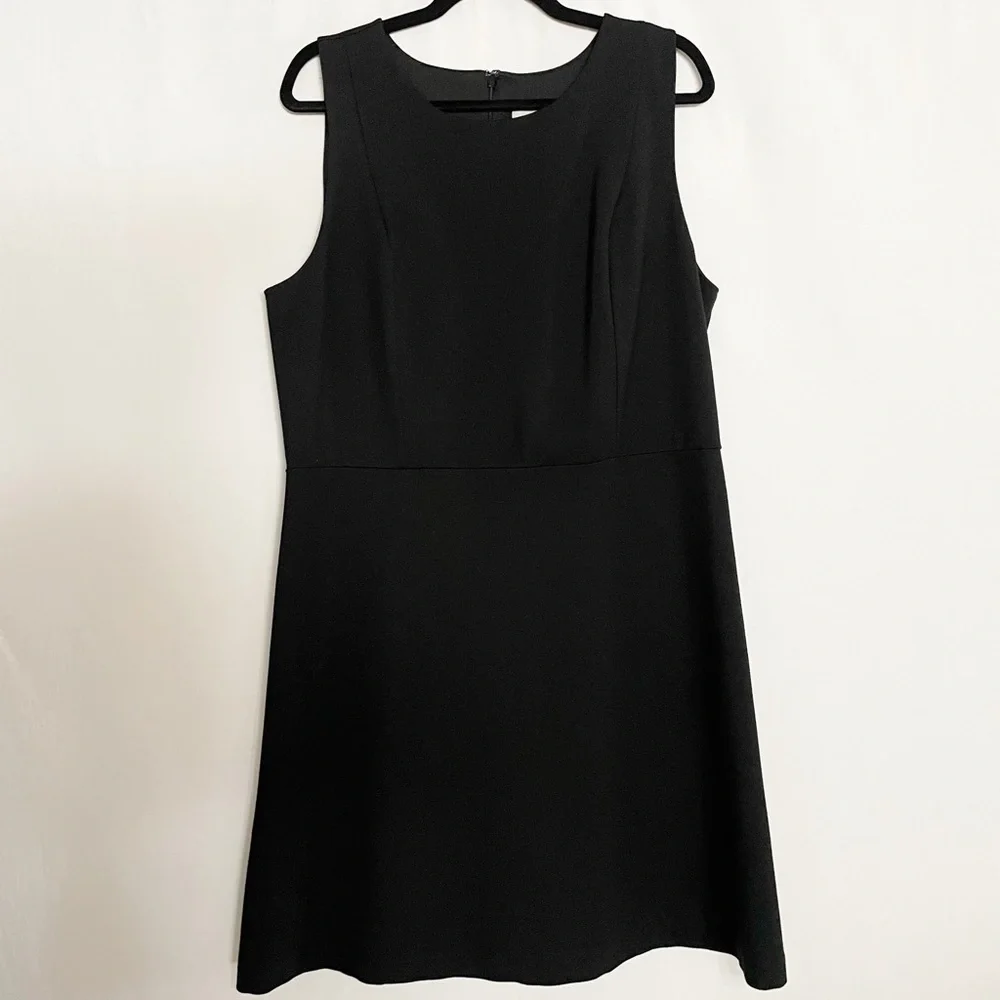 Ann Taylor LOFT 14 Essential Ponte Knit A-Line LBD Black Dress Career